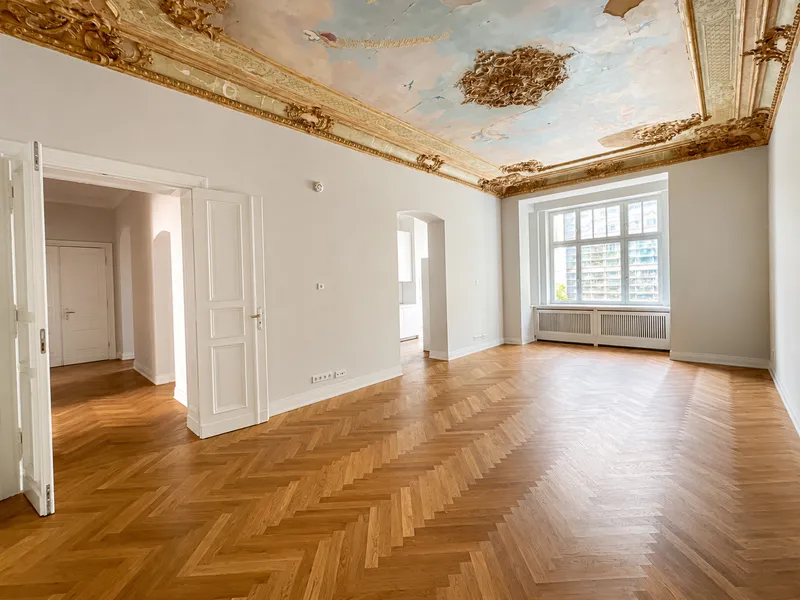 Exklusive 3-Zimmer-Altbauwohnung nahe Ku’damm mit Balkon, Concierge & Fitnessraum — photo 1